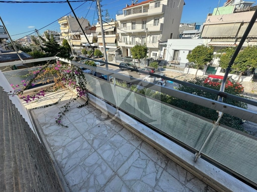 (For Sale) Residential Maisonette || Athens South/Argyroupoli - 170 Sq.m, 4 Bedrooms, 270.000€ 