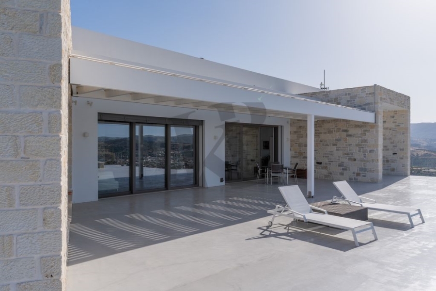 (For Sale) Residential Villa || Irakleio/Tympaki - 360 Sq.m, 3 Bedrooms, 1.950.000€ 