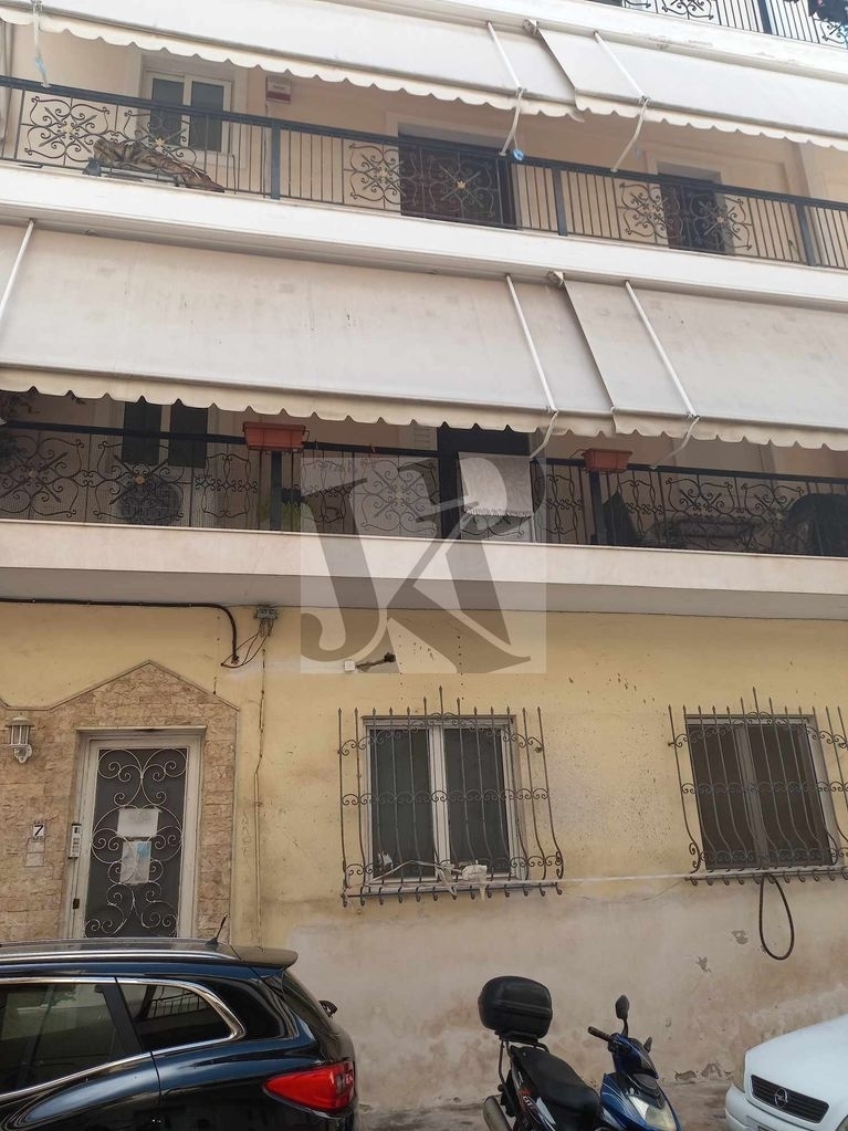 (For Sale) Residential Apartment || Piraias/Piraeus - 66 Sq.m, 2 Bedrooms, 70.000€ 