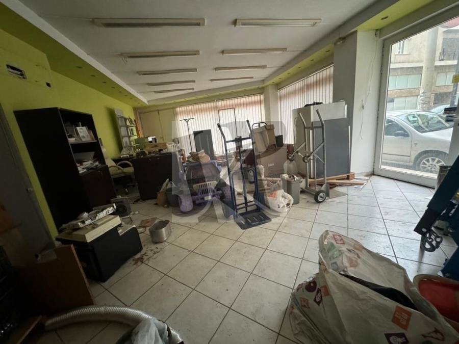 (For Sale) Commercial Retail Shop || Athens West/Agioi Anargyroi - 150 Sq.m, 80.000€ 