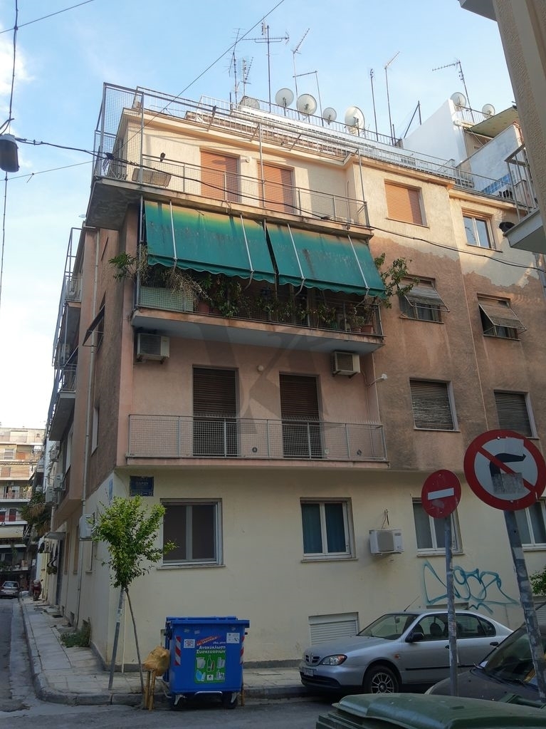 (Продажа) Жилая Апартаменты || Афины Центр/Афины - 94 кв.м, 2 Спальня/и, 84.000€ 