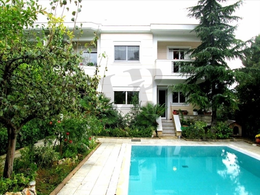 (Προς Πώληση) Κατοικία Βίλα || Αθήνα Βόρεια/Εκάλη - 592 τ.μ, 4 Υ/Δ, 1.350.000€ 